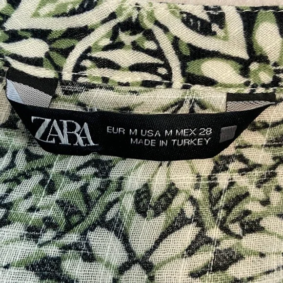 Zara Mini Dress Crochet Trim Boho Cottagecore Floral Womens Medium Lightweight - Picture 4 of 5